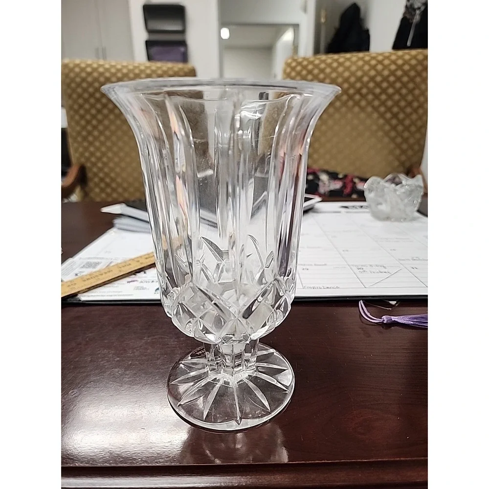 Vintage DePlomb 24% Lead Crystal‎  Footed Vase 6 3/4
